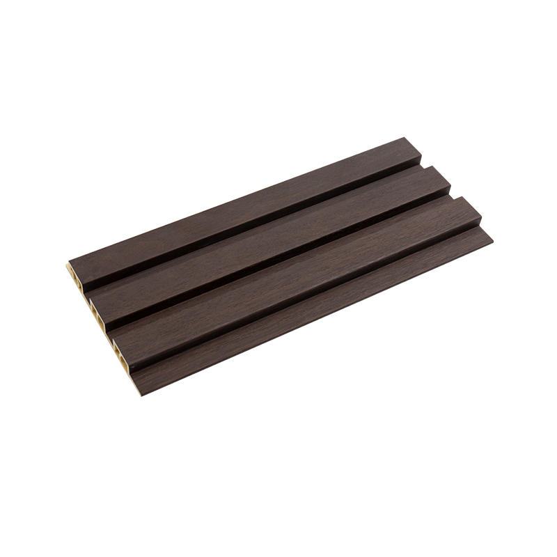 Stabilny, łatwy w montażu panel okładzinowy z drewna Wpc